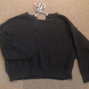 comfy zara sweater in gray
